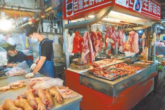 豬肉價格秋後回穩 肉品市場豬隻拍賣價每公斤降至97元