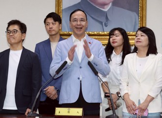 朱立倫恭喜鄭麗文當選主席  「我永遠是國民黨志工」