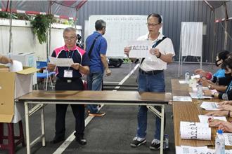 國民黨主席投票　屏東高樹監票員冒領選票代投被抓包