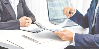 前八月董監事責任險 保費年增逾3成