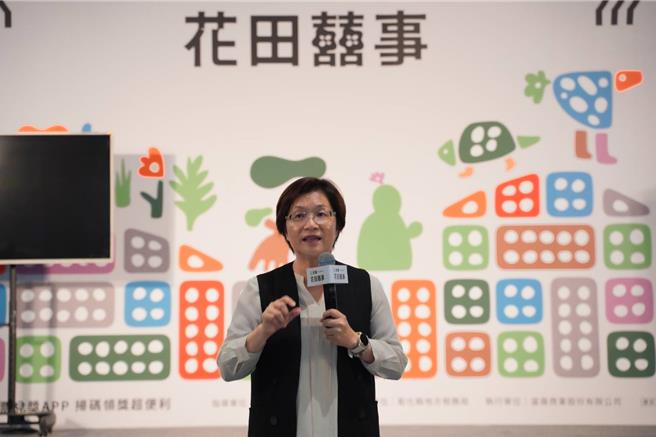 彰化县长王惠美则恭喜郑丽文说，希望大家一起努力，并带领国民党，为台湾的未来开创新局！（彰化县府提供）