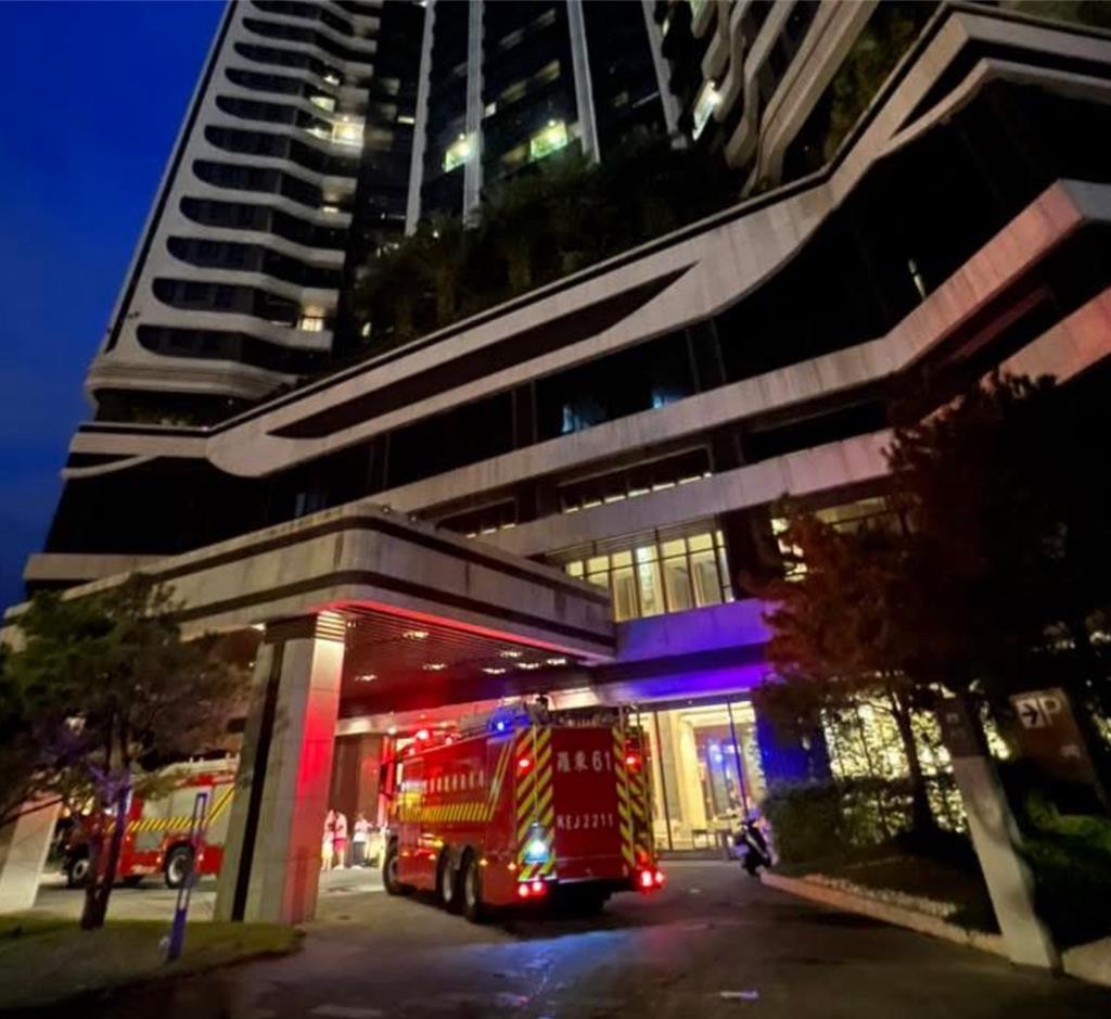 村却酒店地下一樓廚房電線走火，再度傳出濃煙迷漫一樓。（民眾提供／吳佩蓉宜蘭傳真）