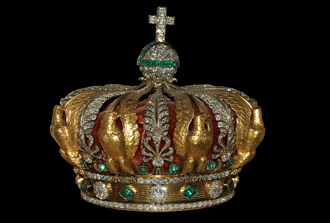 羅浮宮7分鐘盜9國寶！宛如電影情節 劫匪失手搞丟王室后冠