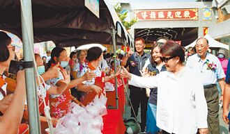 台中 饗米季登場 千人健走挺梧棲米