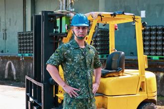 精锐劲旅库储严谨 确保百分百安全