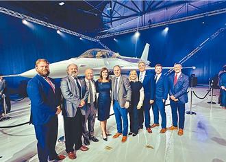 美軍售66架F-16V戰機明年是否如期交機？空軍參謀長：風險很高