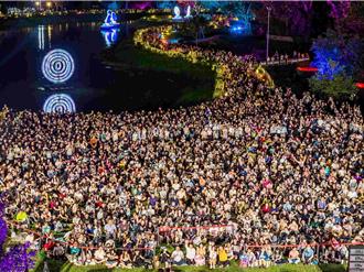 2025嘉义光织影舞圆满落幕 16天展期人潮破百万创新高