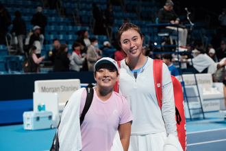 東京女網賽》因雨中斷不影響 詹皓晴組合女雙晉8強