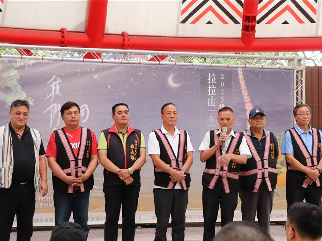 「拉拉山一生一柿暗空庆典，我们是同一源头」暗空庆典音乐会将于10月25、26日展开，为此台湾暗空协会今（19）日于桃园市復兴区举办记者会。（图／台湾暗空协会）