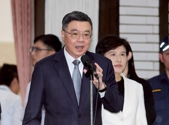 台積電赴美挨轟「德公移山」 卓榮泰：山在台灣、沒人移得走