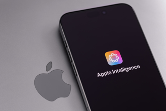 果粉AI期待破灭？外媒揭Siri改版大瓶颈 惨痛内情曝光