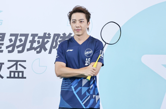 坤达闪兵道歉了！认「15年前错误申请免役」将提前回台