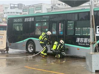 桃園電動巴士火災演練 消防強化救災能力