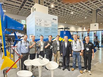 華冠通訊 秀無人機自主研發實力