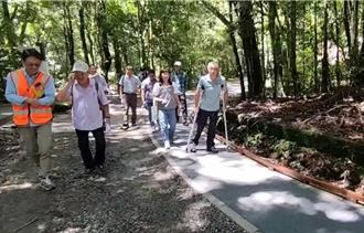 雪霸雪見無障礙步道啟用 輪椅族也能親近森林美景