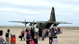 2軍機支援金門疏運僅載84人 小三通全日停航 碼頭爆口角