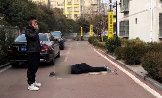 老人跌倒路邊濺血幫報案！ 家屬沒感謝竟先找監視器