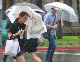 天氣》明起光復連假 一圖看降雨熱區