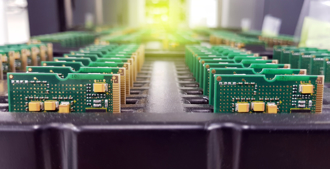 PCB再旺10年？臻鼎、台光电老董开金口 高盛揭ABF季季涨 南电、欣兴、景硕最新目标价1次看