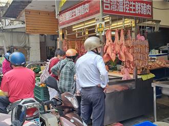 重陽節祭祖恐買嘸豬肉 傳統市場湧人潮 攤商：1次買好幾千
