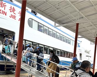 金廈小三通復航半天 雙向14航班搶運逾4200滯留人潮