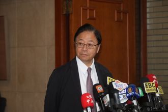 綠批張善政防疫慢半拍  桃市府回擊：雙標又雙面