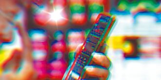 東陽、國巨＊ 逆勢帶量走揚