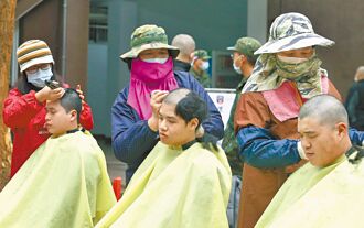 戰車船艦怎麼擠 基層憂操出問題