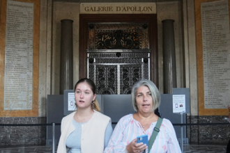 羅浮宮竊案有線索？ 在嫌犯留下的帽子與手套發現DNA