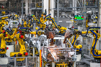 外企高層訪中震撼！「工廠沒人」全靠機器人 礦業大亨放棄競爭