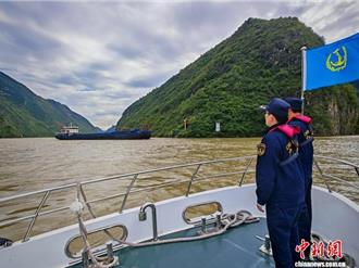 三峡水库完成175米蓄水  重庆海事加强巡查监管保安全