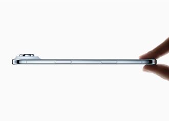 iPhone Air銷量慘 供應鏈產能大減