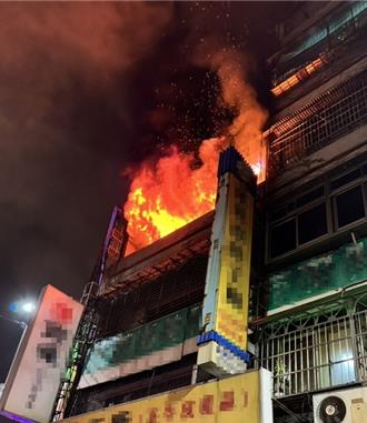 桃園龜山民宅凌晨火警　2人預防性送醫