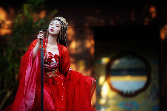 皇后仗著受寵管太多 下場是皇帝死前拉她陪葬