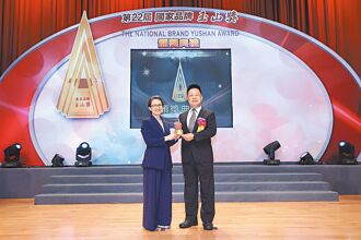 和運租車 奪玉山獎全國首獎