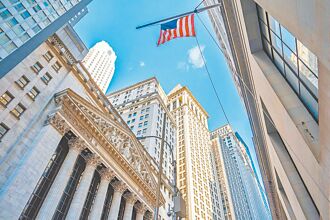 后美国时代 十年混乱