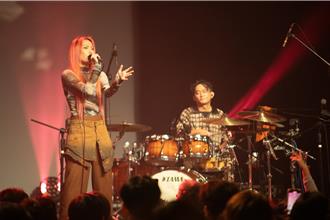 Tizzy Bac昔被嫌主唱名字太普通  惠婷：沒想過改藝名！