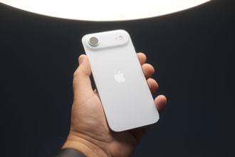 iPhone Air賣不動？杭州部分經銷商降價100元人民幣