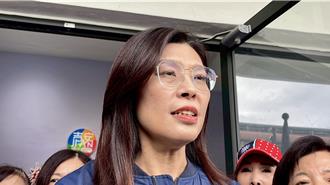 被陆网封「统一女神」郑丽文：笑一笑就好