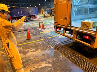 疑豬瘟肉險流竄高雄！大榮大發營業所停業 銷毀674件生鮮