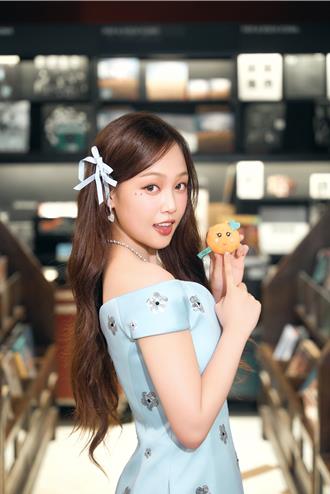 創作女聲 ANGIE安吉迎27歲生日　許願衝紐約度假