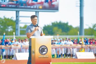 中信盃黑豹旗》辜仲諒勉勵選手遇強則強 展現台灣精神