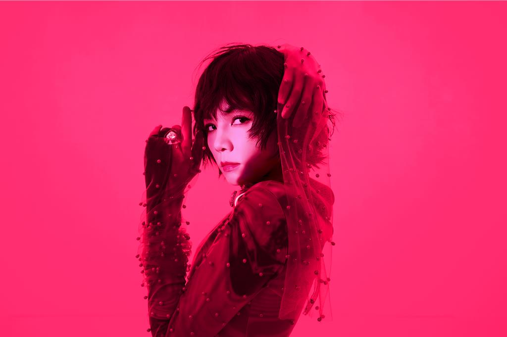 Ella短髮自己也讚「漂亮」 大膽放話50歲「剃平頭」