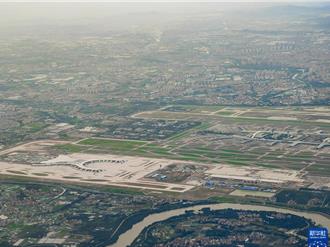 广州白云机场将成陆首座「五跑道」机场 双塔台运行在即