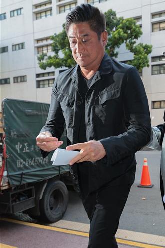 辜仲谅2亿交保责付律师  获准出席亚洲女子棒球赛  主持闭幕典礼