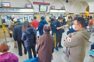 石崇良新官上任三把火 女醫嚇到：醫療同仁安全帶繫緊