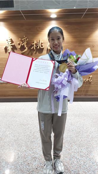 二刀流！15歲潘筱晴亞青跆拳道奪金 苗栗國中舞蹈班出身