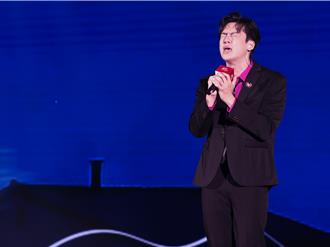 長沙直擊》寶弟台上唱一半突淚崩！高凌風這首歌逼哭全場