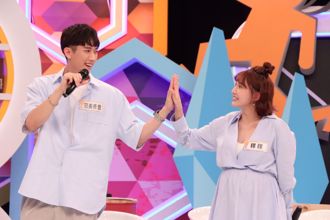 范姜彥豐二度發聲！「黑底白字文」替家人求情