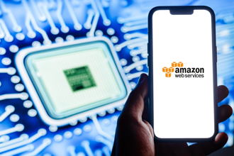 亞馬遜漲瘋了…狂噴13％！CEO突狠砍1.4萬人 原因震驚華爾街